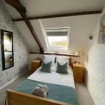 La Petite Maison - No 4 La Relierie * Gavray-sur-Sienne