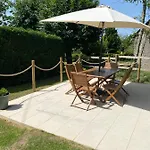 La Petite Maison - No 4 La Relierie *