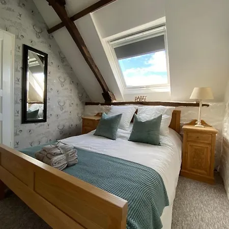 La Petite Maison - No 4 La Relierie