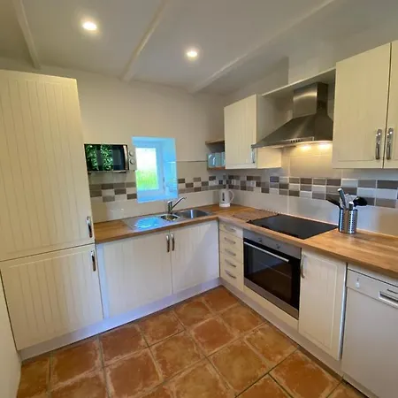 La Petite Maison - No 4 La Relierie