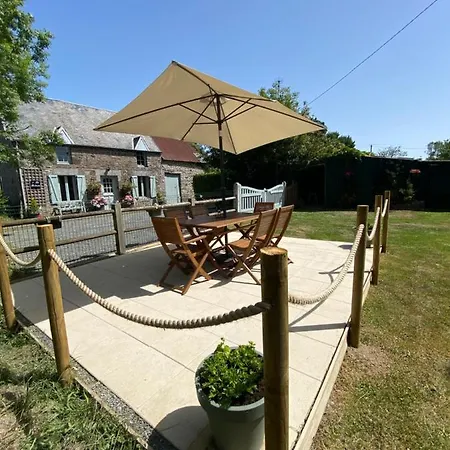 La Petite Maison - No 4 La Relierie Holiday home