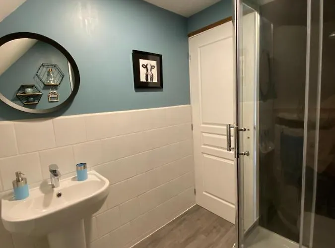 La Petite Maison - No 4 La Relierie * Gavray-sur-Sienne