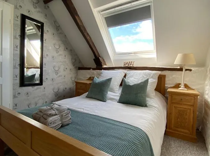 La Petite Maison - No 4 La Relierie