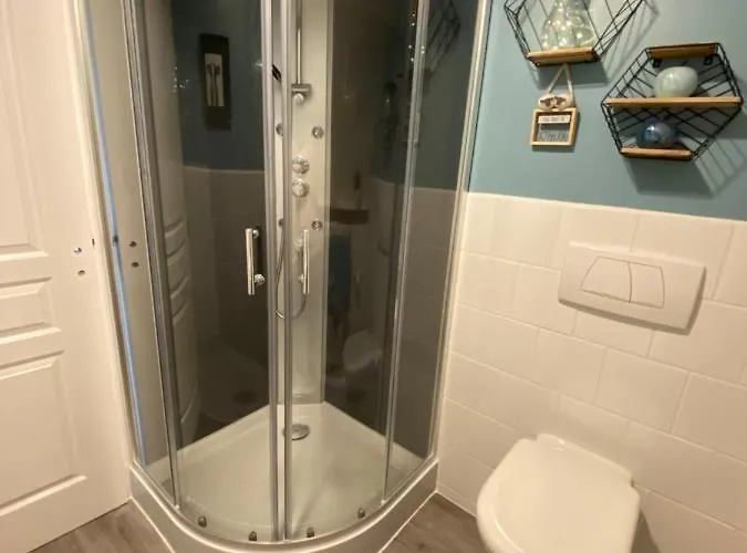 La Petite Maison - No 4 La Relierie Nyaraló *